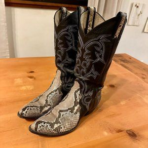 Vintage real snakeskin cowgirl boots size 8